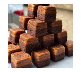 Chocolate Cube Brioche Feuilletée